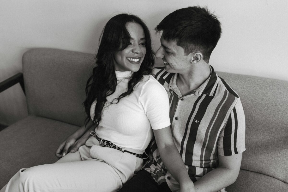 Avslappnat samtal under mötet